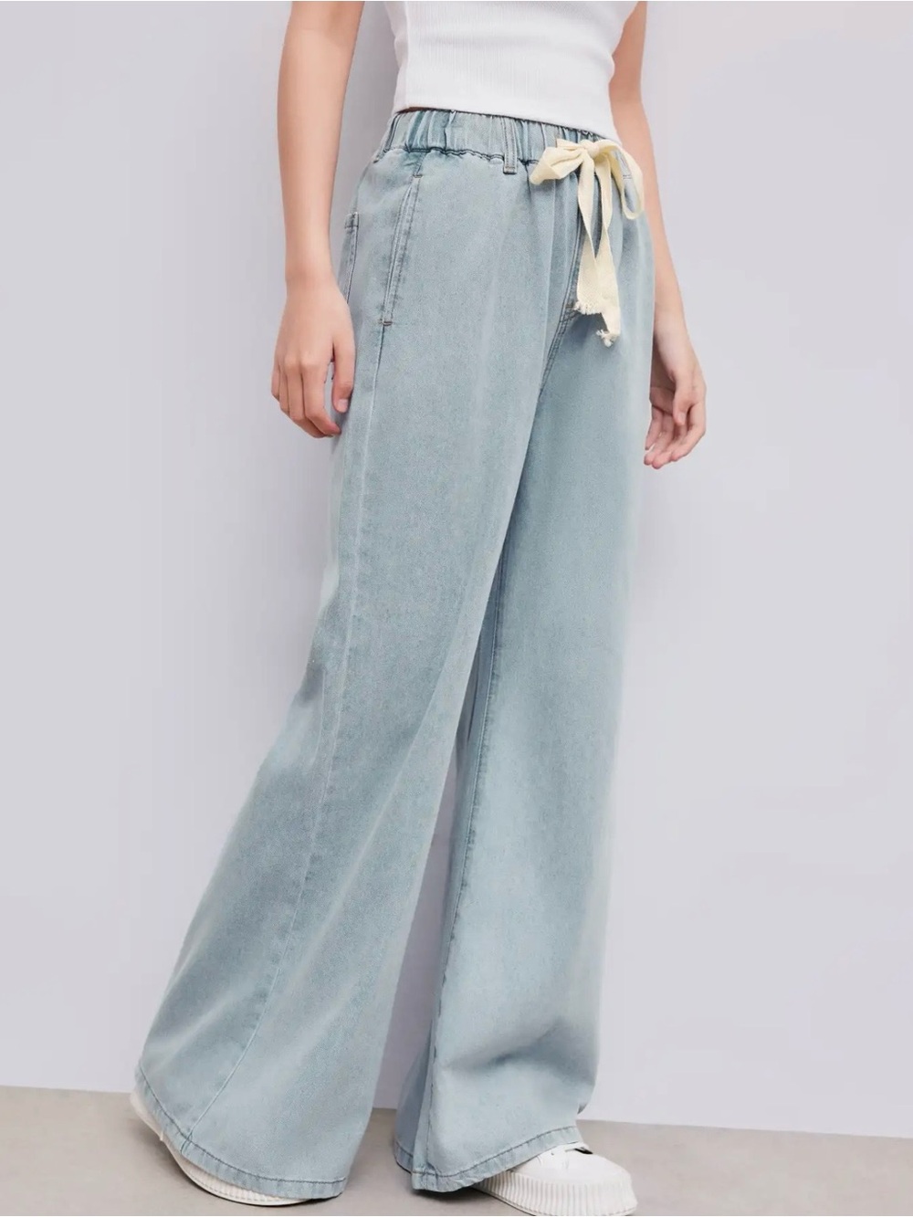 CIDER Leslie Demon High-Waist Wide-Leg Light Blue Women’s Jeans with Drawstring